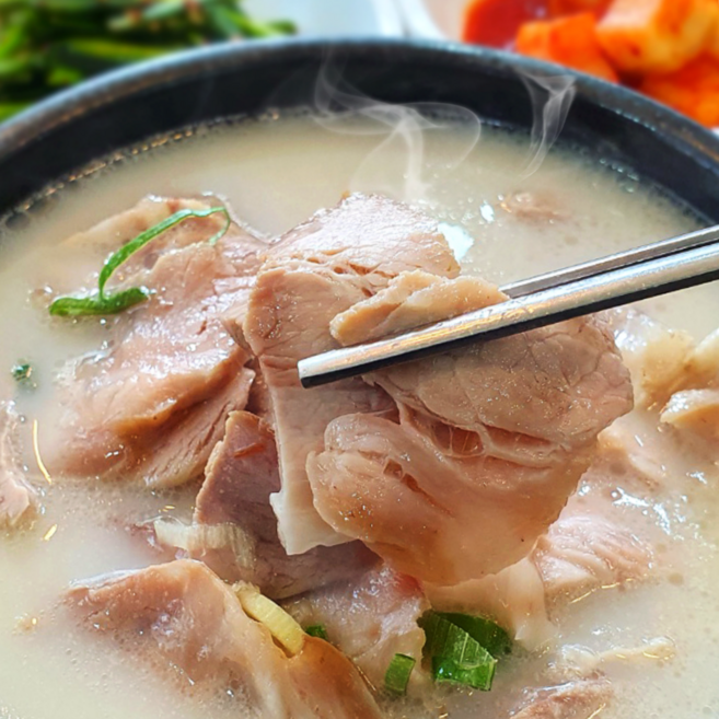 조선 돼지국밥 부산 돼지 수육 국밥 다대기 밀키트, 1세트, 710g