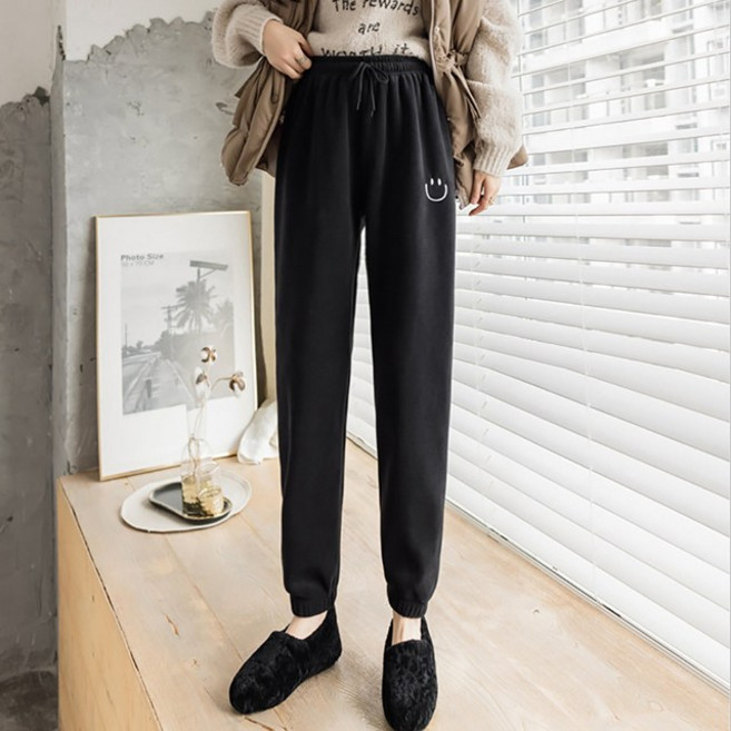 말랑마쥬 스마일자수 극세사 기모 조거팬츠