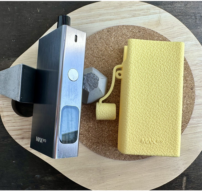 레더크레프트 유웰 발라리안맥스프로 전용 실리콘케이스 위생캡덮개 포함, 1개, 옐로우