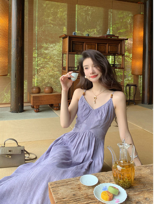 DFMEI 多巴胺絕美紫色吊帶連衣裙女夏季約會海島邊度假收腰沙灘裙子