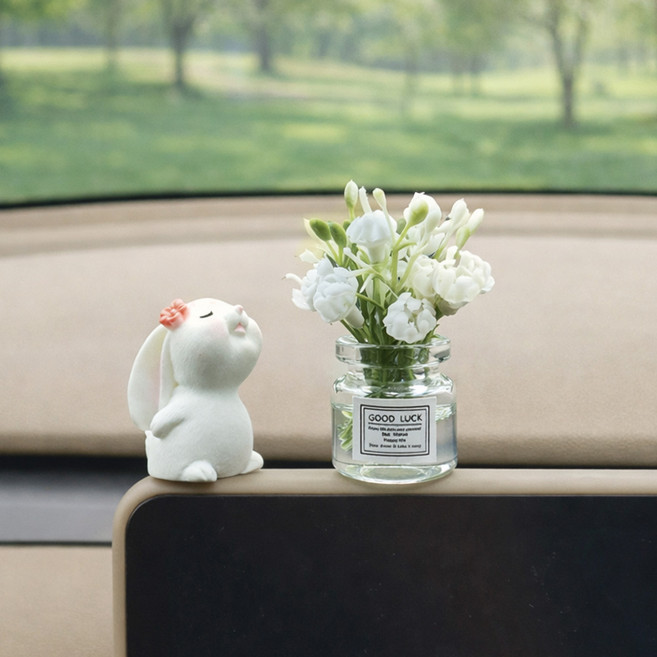 [MSMULTIVERSE] 힐링템 토끼 꽃 자동차 차량 대시보드 인테리어 꾸미기 피규어 소품 장식품, 1세트, 퓨어 화이트