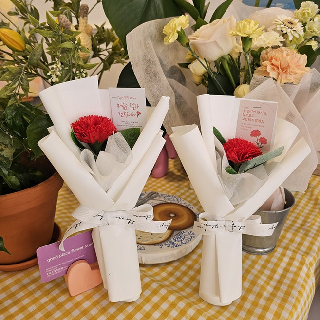 카네이션꽃다발 어버이날 스승의날 선물 2개 한박스구성 부모님생신선물 꽃선물 분홍 빨강 핑크레드꽃다발 카네이션한송이, 1개, 레드카네이션