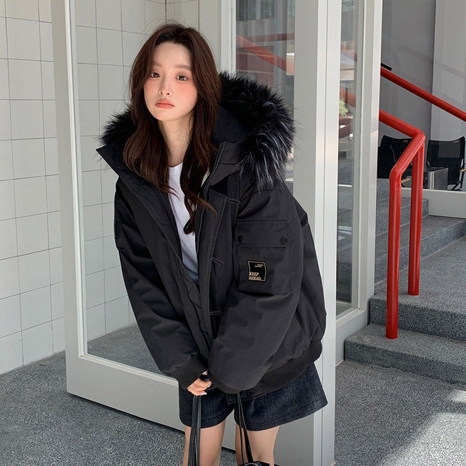 Izeriel 여성 겨울 면패딩 도톰한 보온감과 여유로운 핏으로 완성된 면패딩 아우터 따뜻하고 편안한 겨울 외투 겨울 여성 면패딩 다운 패딩점퍼
