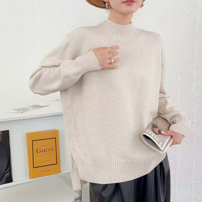 하모리 여성 옆트임 단추 포인트 군살커버 루즈핏 반폴라 데일리 캐주얼 긴팔 니트티