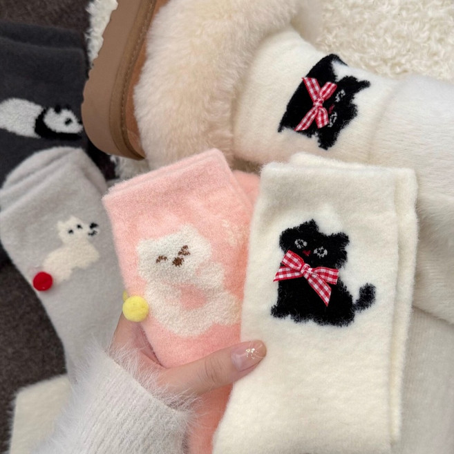 Banjiwu 여성 양말 귀여운 겨울 수면 양말 수면 양말 임산부 무압박 중목 양말 장목 양말 중목 양말 도톰한 보온 방한 용품 다리 보온대 패션 5족 세트