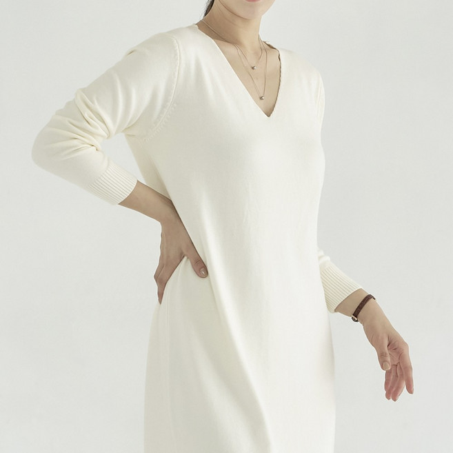 더웨이나인 부드러운 여성 브이넥 니트 원피스 롱 겨울 루스