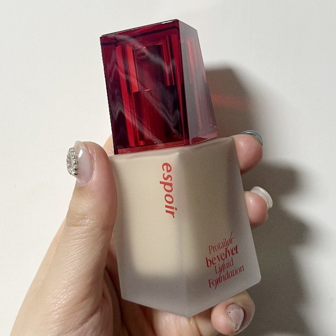 에스쁘아 프로 테일러 파운데이션 비 벨벳 SPF22 PA++ 30g, 1개, 바닐라