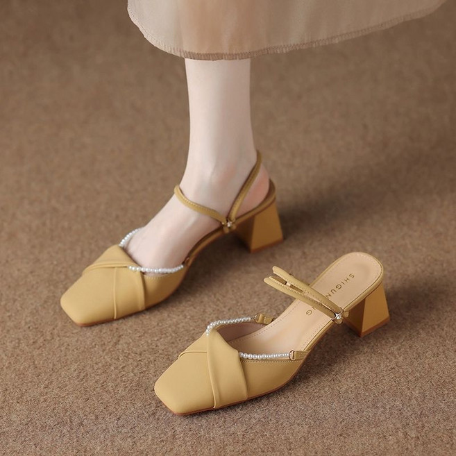 패션 여름 여성 샌들 시즌 스타일리시 펄 장식 스퀘어토 굽 높은 샌들 JS