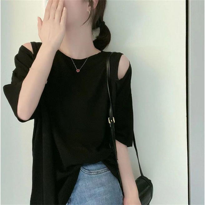 TKX 여성 스트라이프 오프숄더 반팔 티셔츠 캐주얼 루즈핏 여름 데일리 코디 스타일 감각 심플