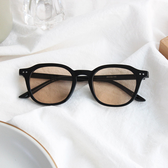 클래식 틴트 선글라스 UV00 사각 뿔테 안경