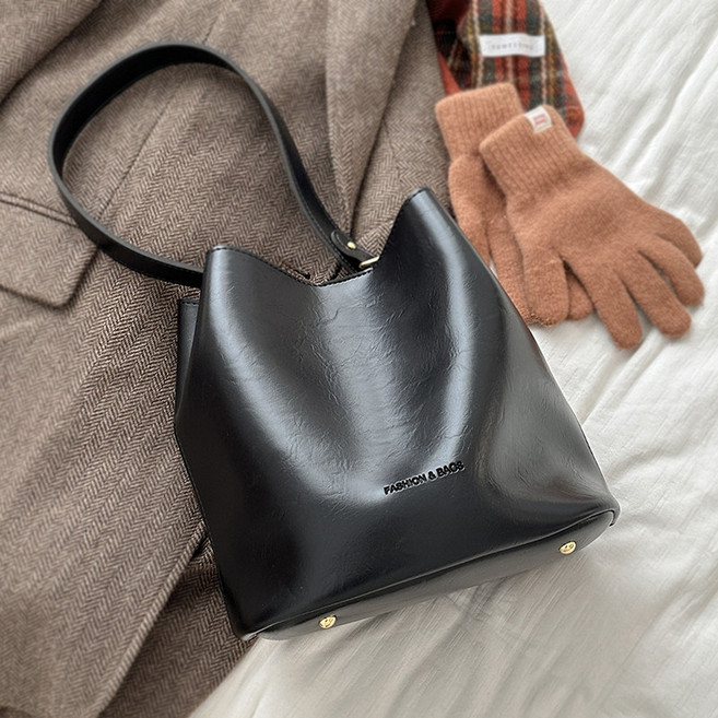 B&C.Room 빈티지 버킷백 여성 크로스백 여성 핸드백 고급 여성 숄더백 만능 베이직 여성 가방 여행용 크로스백 대용량 숄더백 책가방 출타가방