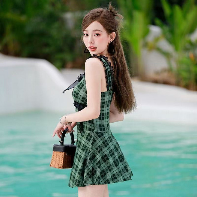 連體泳衣 女保守遮肚顯瘦大碼泳裝, L 適合95-110斤小姐姐