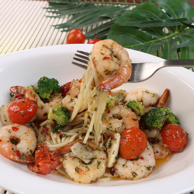 한식당 감바스 알아히요 밀키트 새우오일파스타 홈파티 간단 조리 술안주 면 포함 2인분, 1.500g 3팩