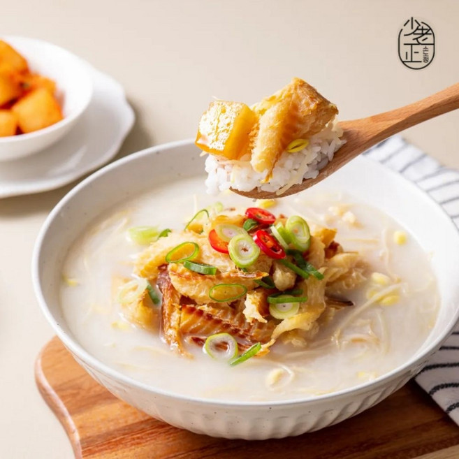 소노정 인제 맛집 황태해장국 한우사골 황태국 (냉동), 1개, 500g