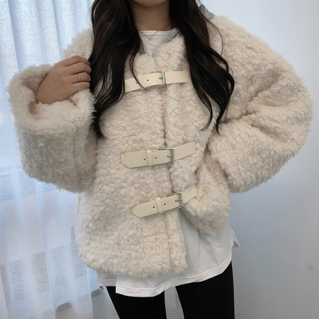 바나나2 여성 러블리 버클 양털 데일리룩 뽀글이 후드 후리스 라이더 점퍼