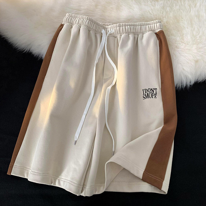 【潮牌設計感】男士短褲 沙灘褲 運動短褲 五分褲 籃球褲 寬鬆休閒褲 速乾透氣 多口袋 夏季戶外運動 街頭潮流穿搭