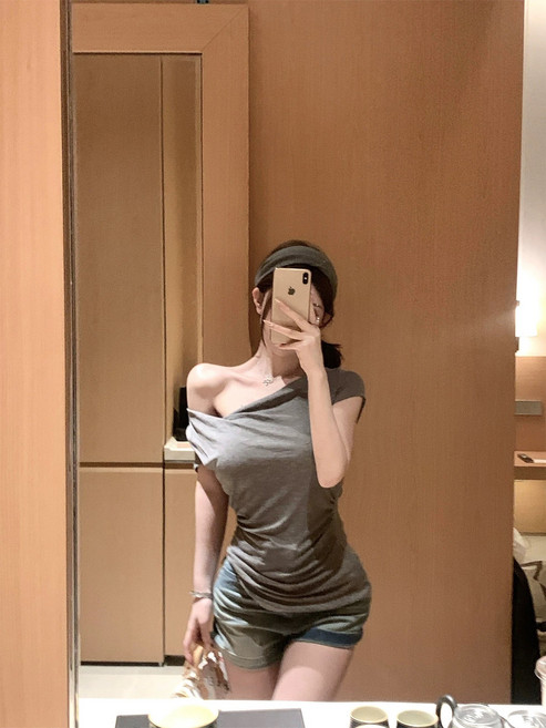 쿠빌리브 텐셀 디자인 단추 크로스 셔링 허리가 날씬해 보이는 티셔츠 텐셀 울 탑