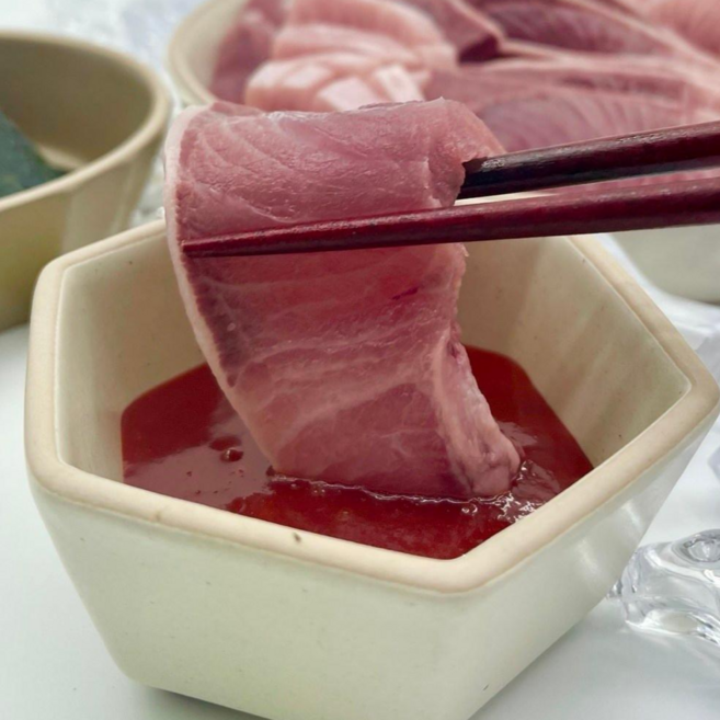 [100%산지직송] 제철맞은 자연산 대방어 필렛 방어회, 1개, 300g(방어)