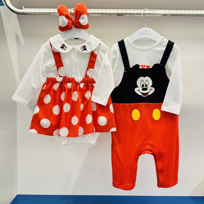 디즈니베이비 야탑NC점 귀여운 미키마우스 멜빵세트 우주복과 미니마우스 멜빵세트 바디슈트입니다~~