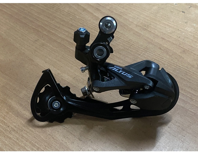 SHIMANO ALTUS RD-M2000 超長腿後變速器 27速 9速後變, 1個