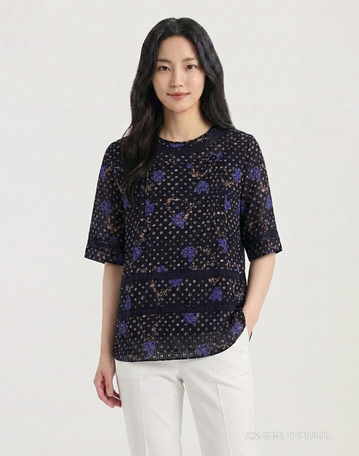 크로커다일레이디 플라워 프린팅 라운드 티셔츠_CLCMTS114