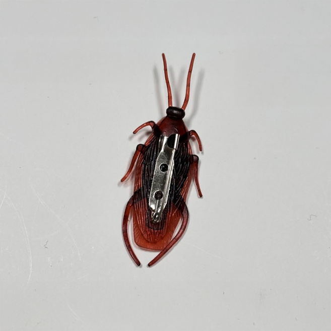 SANS 할로윈 소품 엽기 바퀴벌레 모형 목걸이 집게 핀 뱃지 파티 용품, 1개, 바퀴벌레옷핀