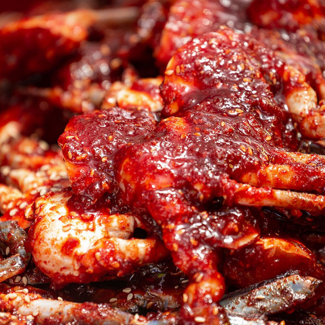 꽃게옥_북한강점 / 속 꽉찬 연평도 꽃게 양념 꽃게장 1kg, 여수만양념꼬막장150gx3팩, 1개