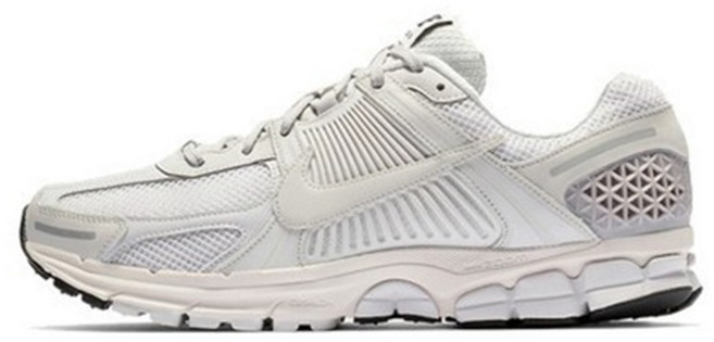 나이키 줌 보메로 5 봄여름 충격흡수 런닝화