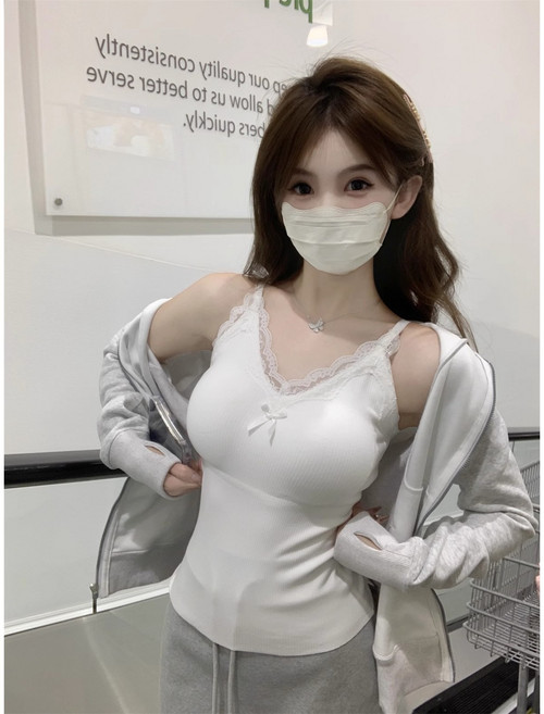 YioYcc 여성 브이넥 민소매 슬림핏 레이스 나시