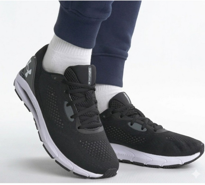 [언더아머_스포츠] 기능성 운동화 Black 남성 HOVR 쿠셔닝 소닉 5 러닝화 TM3024898 런닝화 트레이닝화 경량 메쉬 어퍼