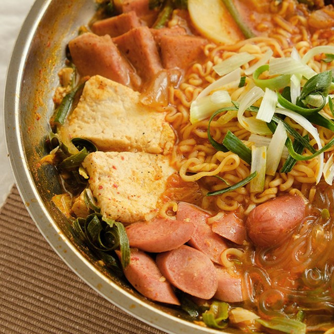 의정부 한양 부대찌개 햄 소세지 부대찌개맛집 밀키트 택배 포장 1kg 2인분, 1개