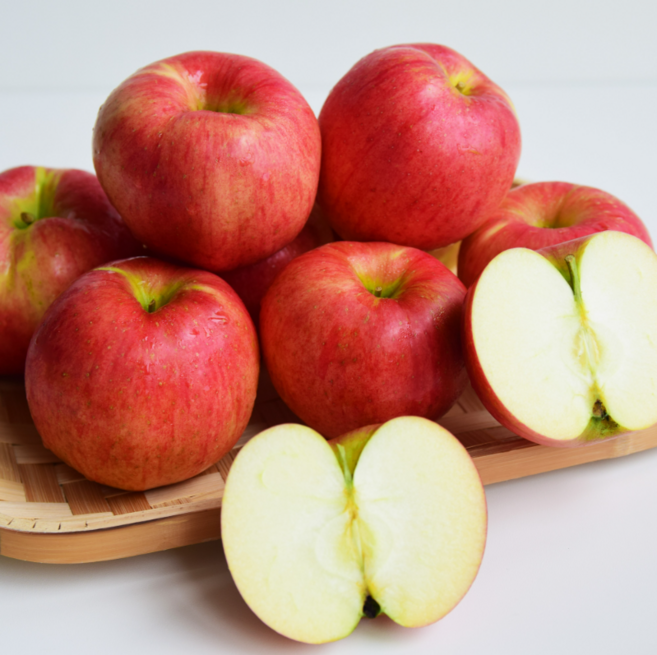 [재구매율1위] 황금당도 아삭식감 가정용 부사사과, 1박스, 3kg