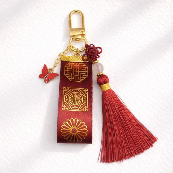 전통 매듭 태슬 키링 (빨강) / 가방 에어팟 차키 키홀더 백참 백꾸 가방꾸미기