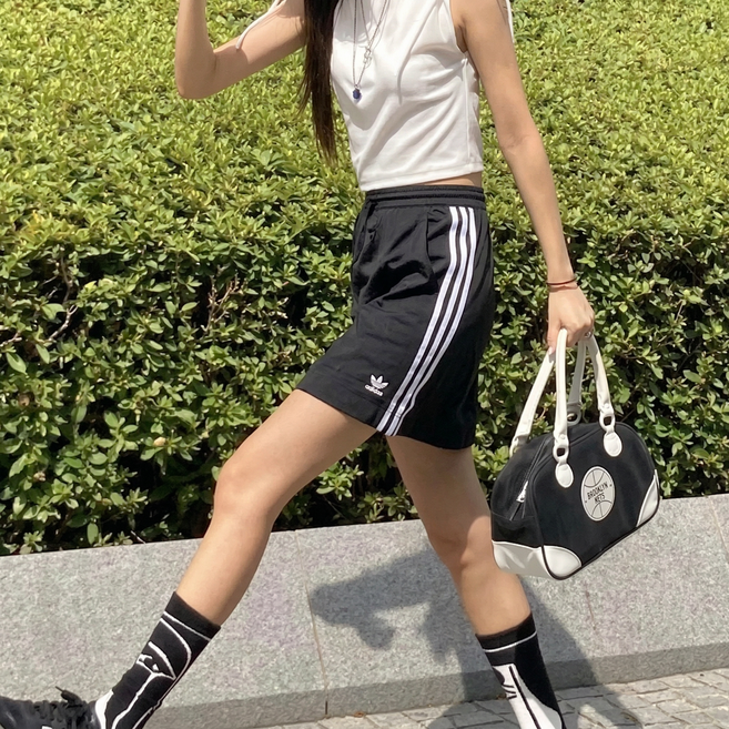 아디다스 반바지 파이어버드 쇼츠 트레이닝 버뮤다 팬츠 COCOBLANK양말증정