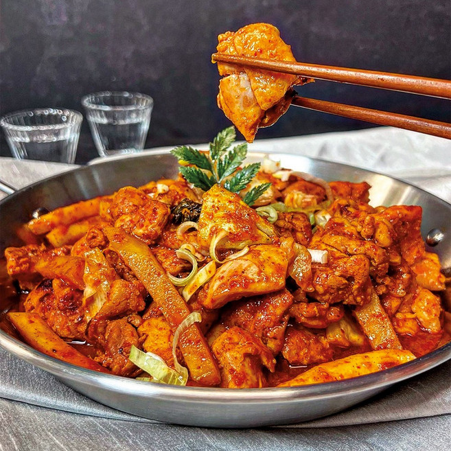 비와별닭갈비 춘천닭갈비 캠핑밀키트 (닭고기+양념+야채+떡) 택배, 1세트