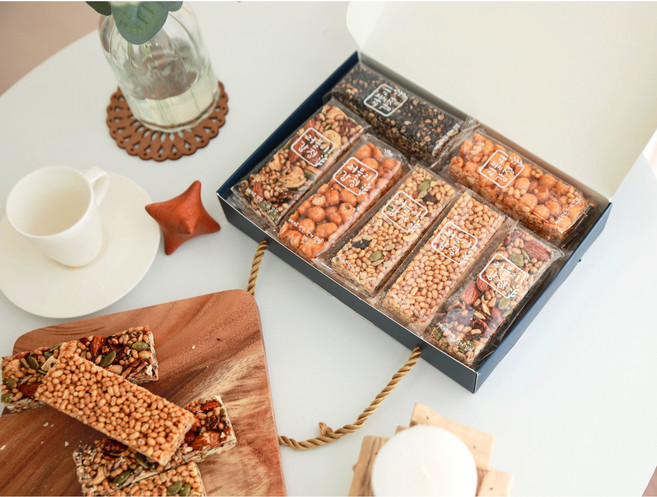 [올인원 명품백] 부드러운 수제 견과류바 & 오란다, 1박스, 382g