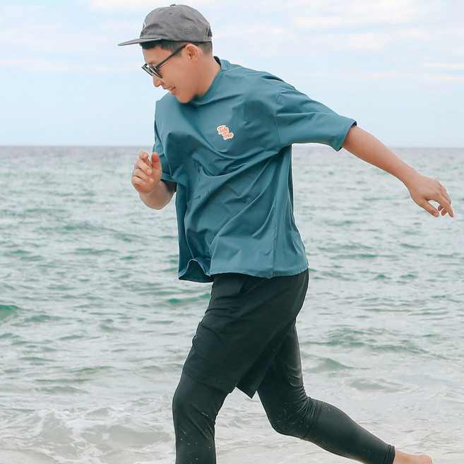 [비치팜]6컬러 베이직 반팔 남성 래쉬가드 상의 빅사이즈 루즈핏 비치웨어, 블랙