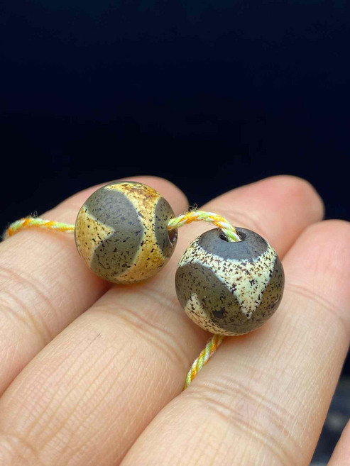 天珠DIY配飾配珠 虎牙天珠 表面風化 14mm, 如圖所示, 1個