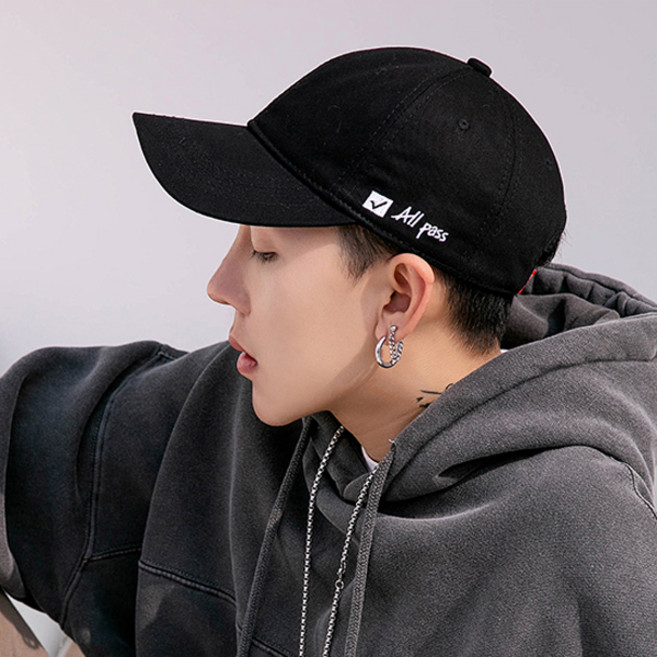 올패스 심플 자수 볼캡 모자