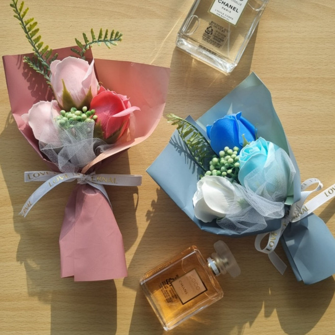 1+1 데일리씨 미니 꽃다발 장미 부착식