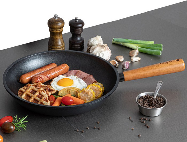 [슈퍼HOT][QUEEN SENSE] 퀸센스 CESSIN 아레나 블랙 인덕션 후라이팬28cm, 단일옵션, 1개, 28cm