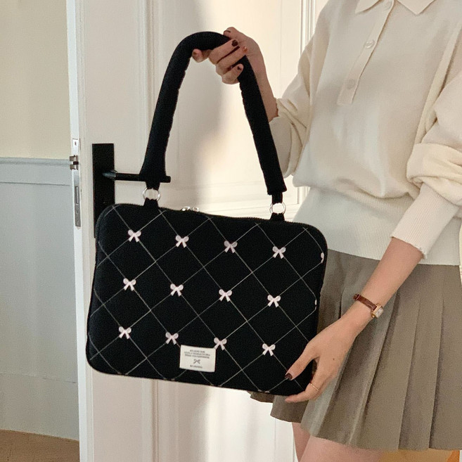 코차이 리본 퀼팅 노트북 파우치 13 14 15 16인치 호환 귀여운 숄더백 태블릿 겸용 노트북 가방, 블랙