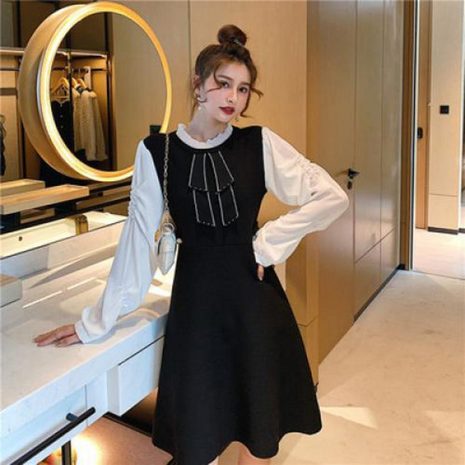 [뉴욕멋쟁이] 국내배송 마리브 셔링소매 원피스 캐주얼 베이직 넥프릴 플레어 긴팔 미니원피스