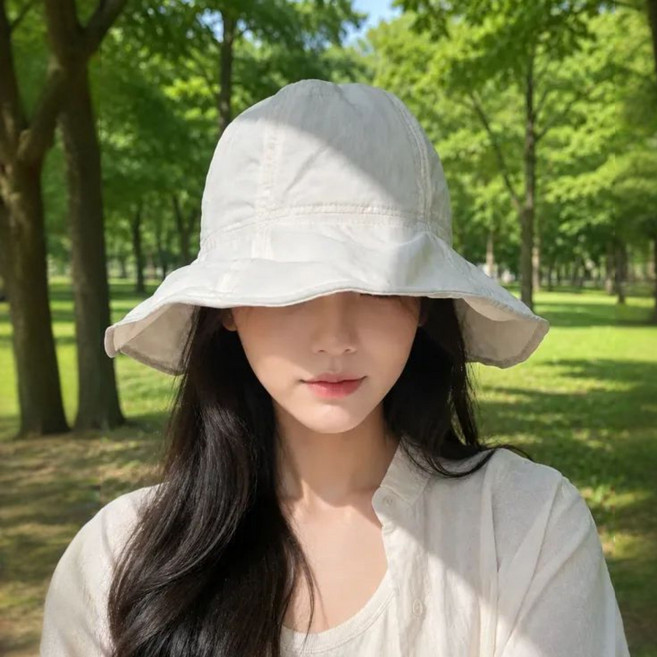 갤럭시마켓 챙넓은 여성 버킷햇 벙거지 턱끈 UV자외선차단 햇빛차단 바스락 휴양지 바캉스 여름 데일리