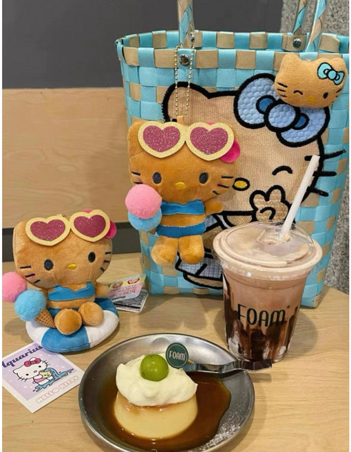 키티 튜브 태닝 수영복 인형 키링 키홀더