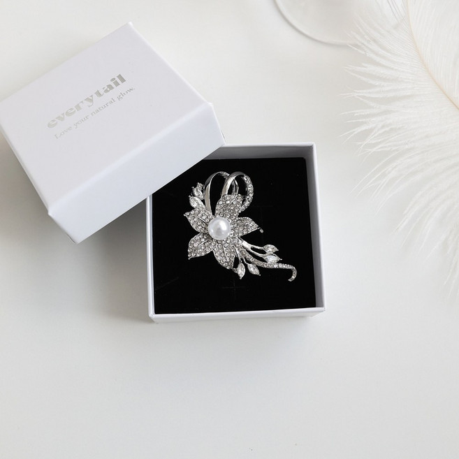 에브리테일 진주 꽃 실버 브로치 패션 팬던트 선물포장