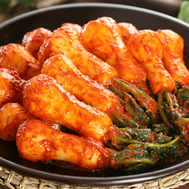 [한국농협김치] 오색소반 총각8kg 경기연천 오래도록 무르지 않아 아삭한 맛이 일품, 1개, 8kg