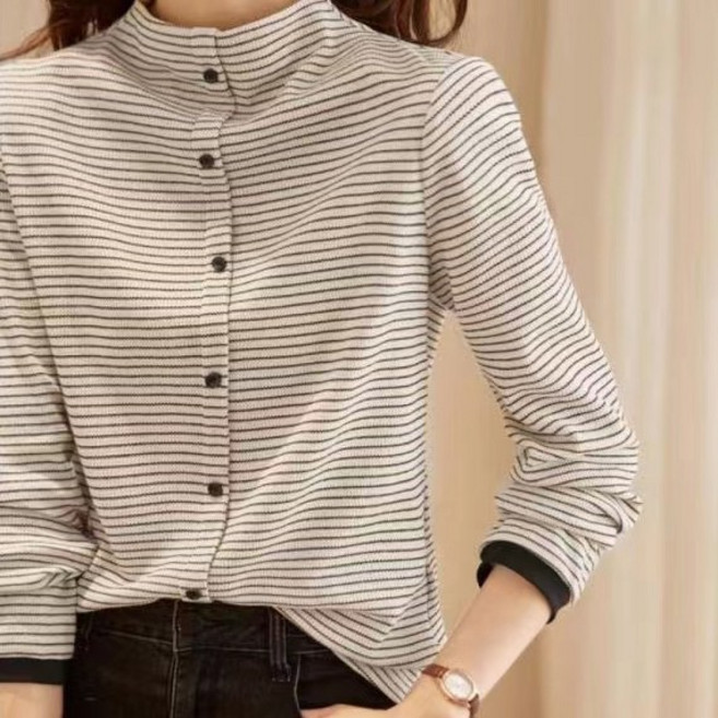 루스리더 여성 스타일 단추 카라 티셔츠 E550