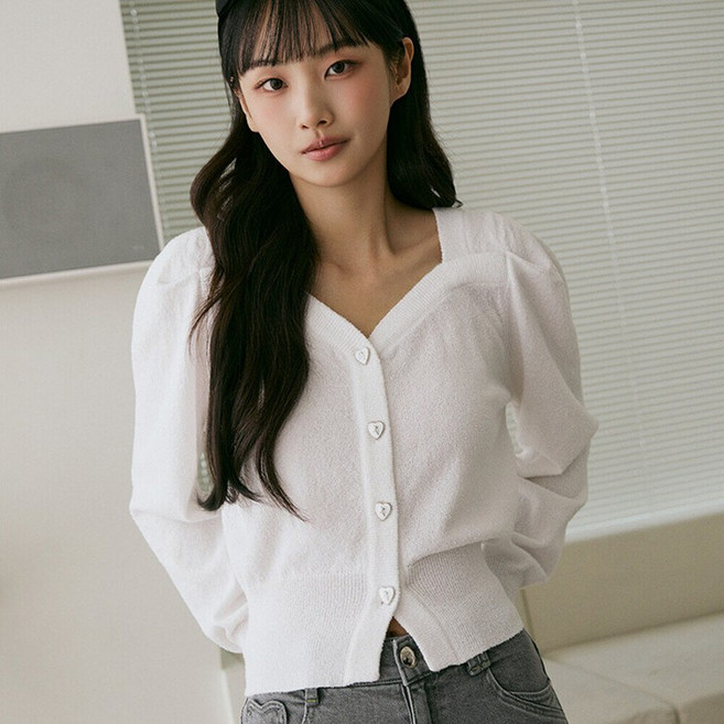 에고이스트 BLUE LABEL 하트버튼 포인트 퍼프 가디건 ER2OKG01TDH5751705