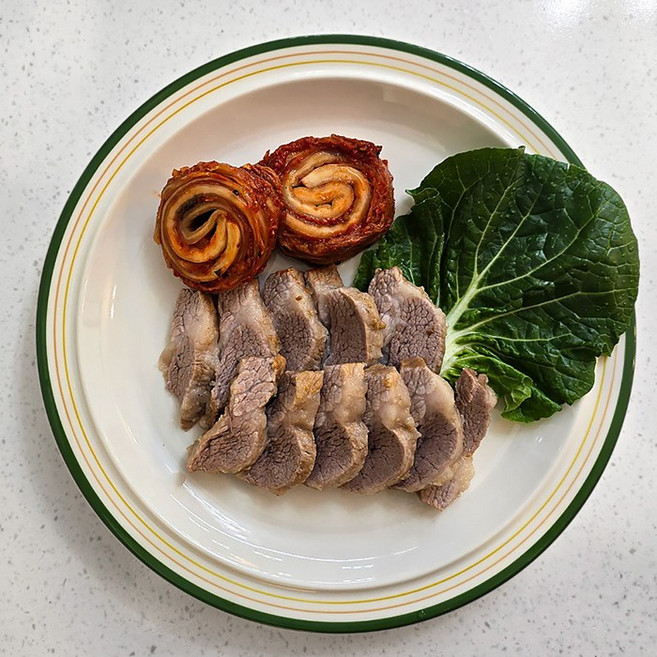 프리미엄 통 가브리살 500g 문경쑥돈 수육용 등심덧살